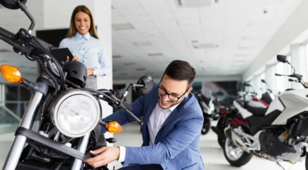 Como Funciona O Financiamento De Moto Usada Carro De Garagem